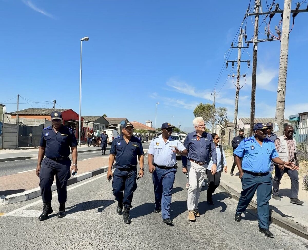 Western Cape Premier Alan Winde engaging with law enforcement officers