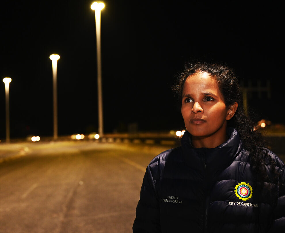 Alderman Xanthea Limberg visited teams conducting streetlight work along key arterials throughout the metro.