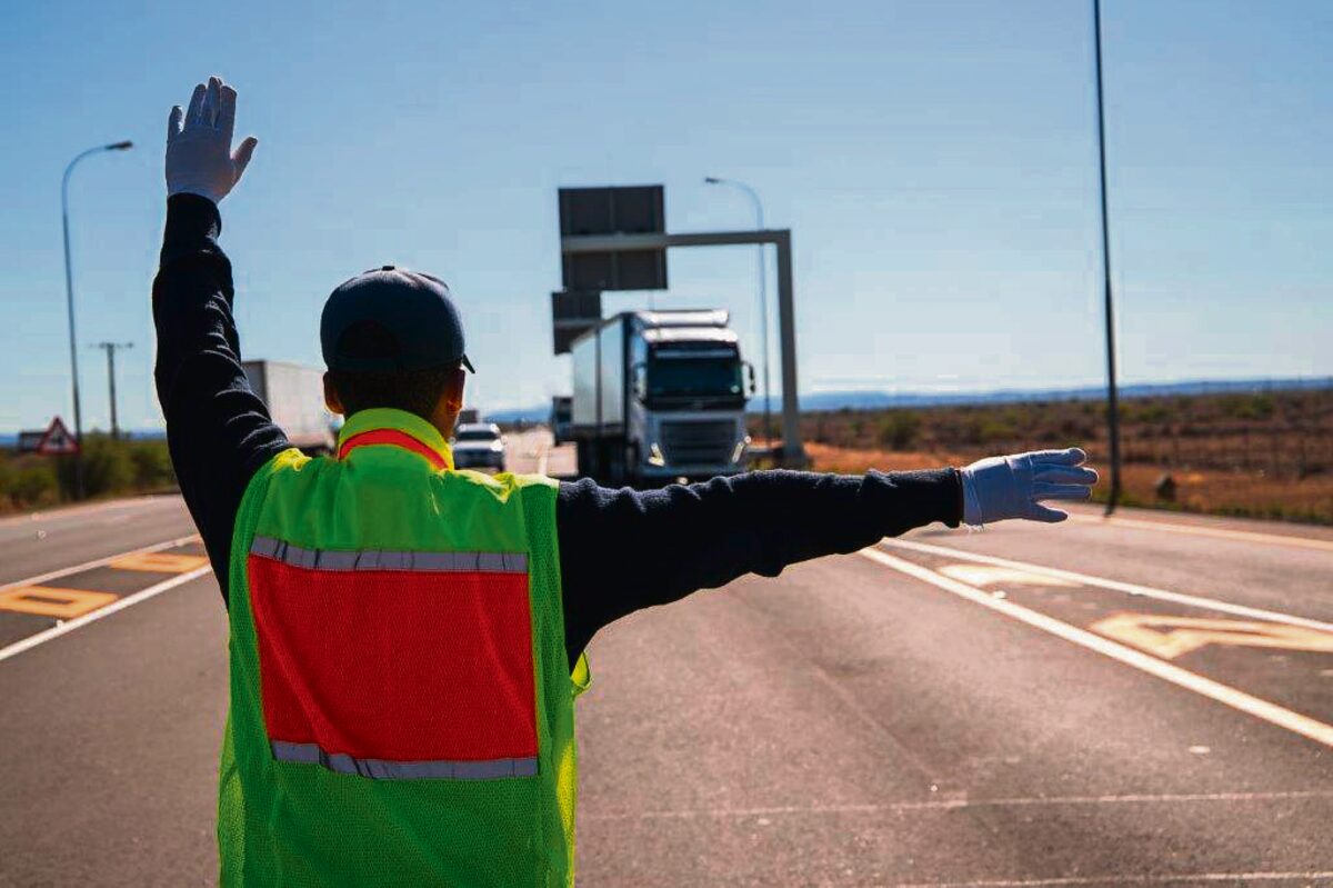 The report, presented at a recent Subcouncil 2 meeting, detailed traffic enforcement activities across six wards.