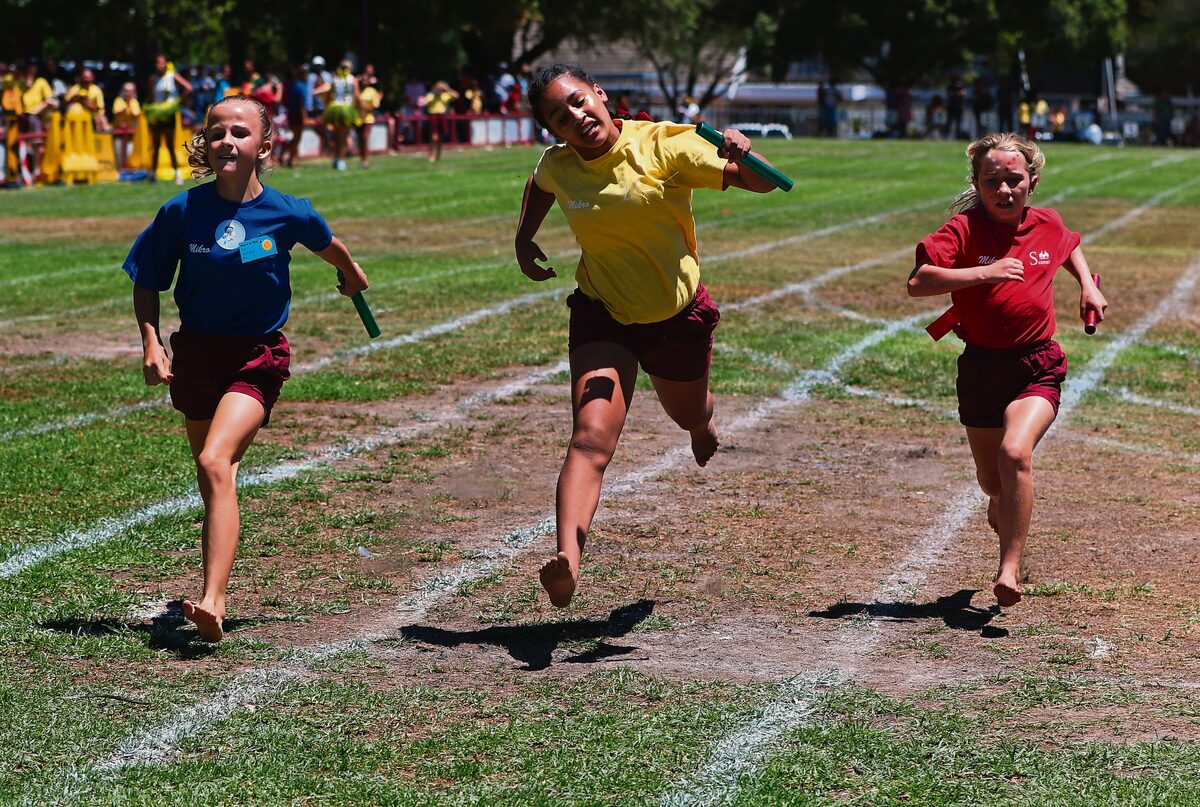 FOTO’S: Interhuis-atletiek by die Laerskool Mikro
