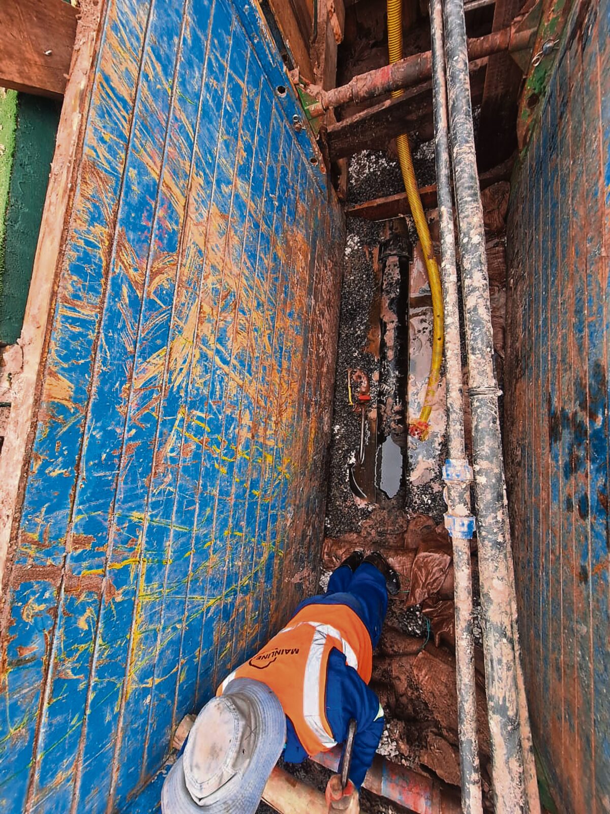 Nearly 2 000 metres of ageing sewer pipeline were rehabilitated in Century City.