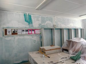 Westridge High library gets makeover by alumni brothers