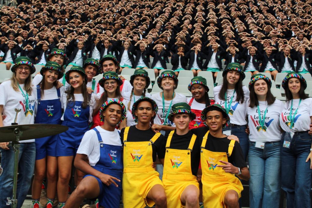 Die Hoërskool Stellenberg se dirigente. Foto: Richard Roberts