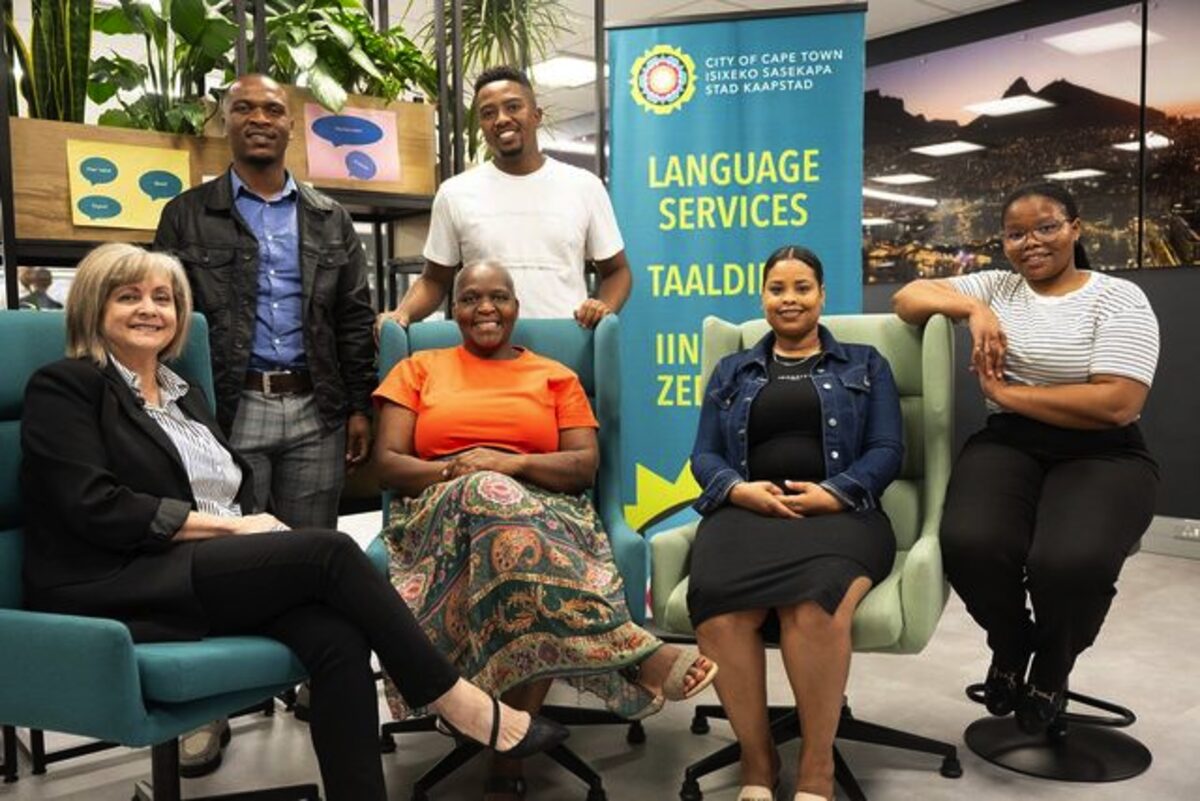 Theresa Uys, Mayco member for corporate services, together with employees from the City’s Language Services Unit (LSU). At the back are Sive Ndikandika and Ntembeko Tetesa (in the white t-shirt), and in front, next to Uys are Nomawethu Tshona, manager of the LSU, and Iona Fortuin and Ngwekazi Katoyi.