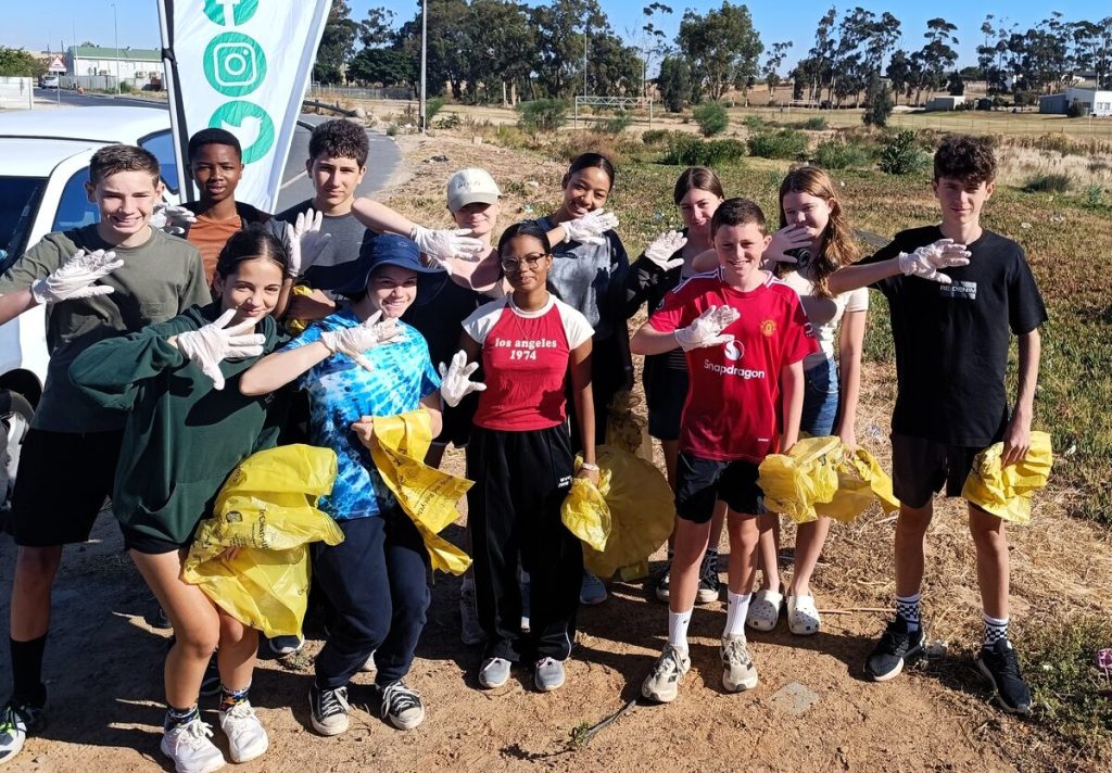 Members of Fairmont High School's Wildlife Society too part. Photo: Danielle Cronje