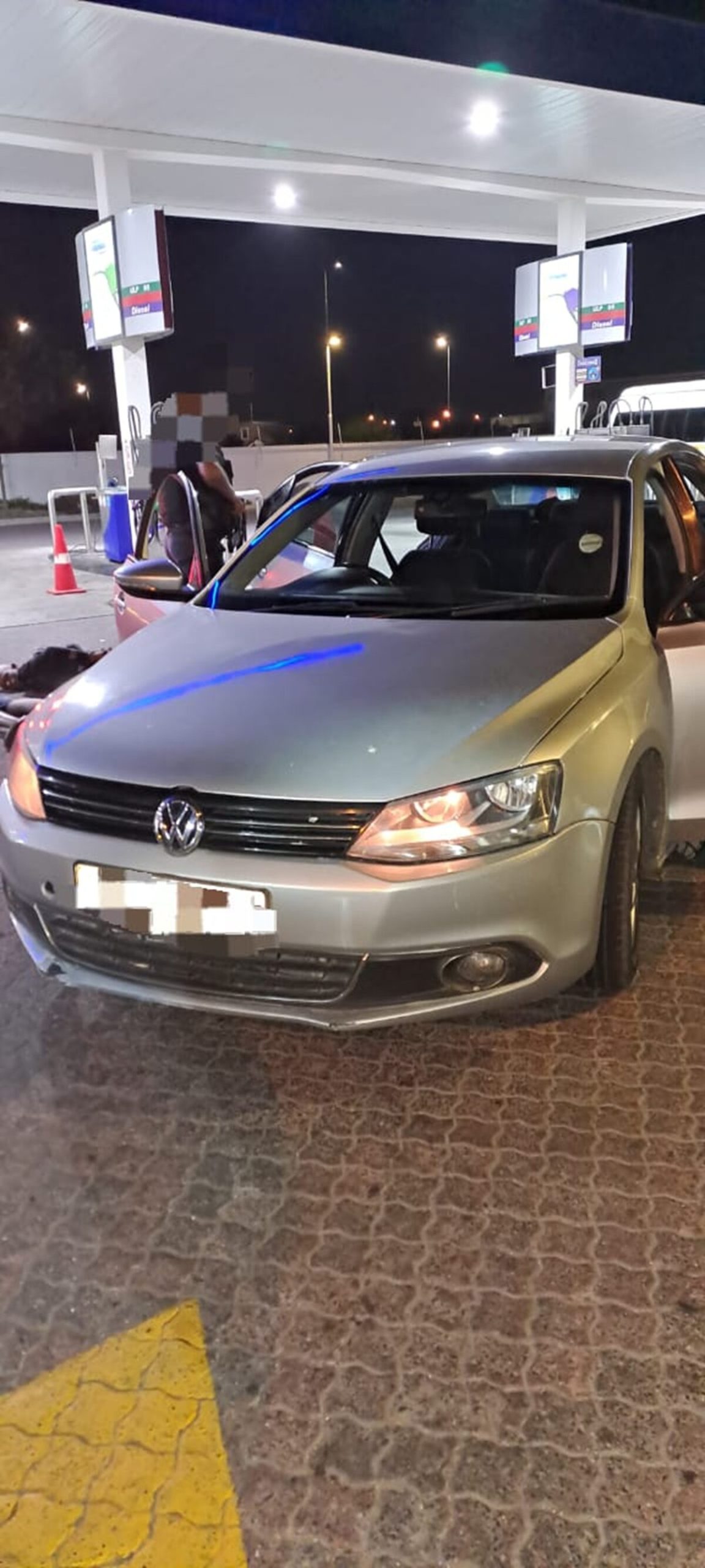 The car was spotted at Watergate Mall in Lentegeur.