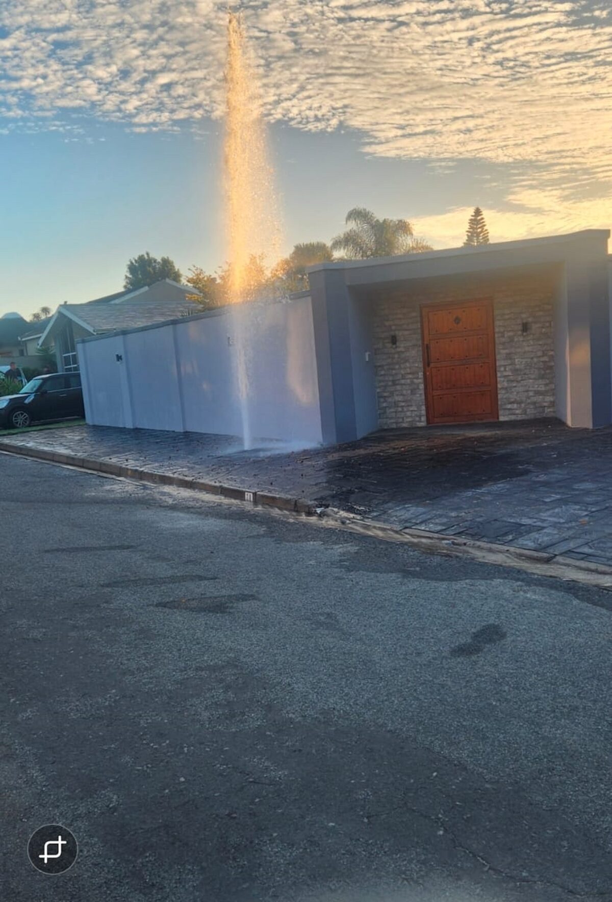 Twee dae later het nog `n pyp in `n nabye straat gebars