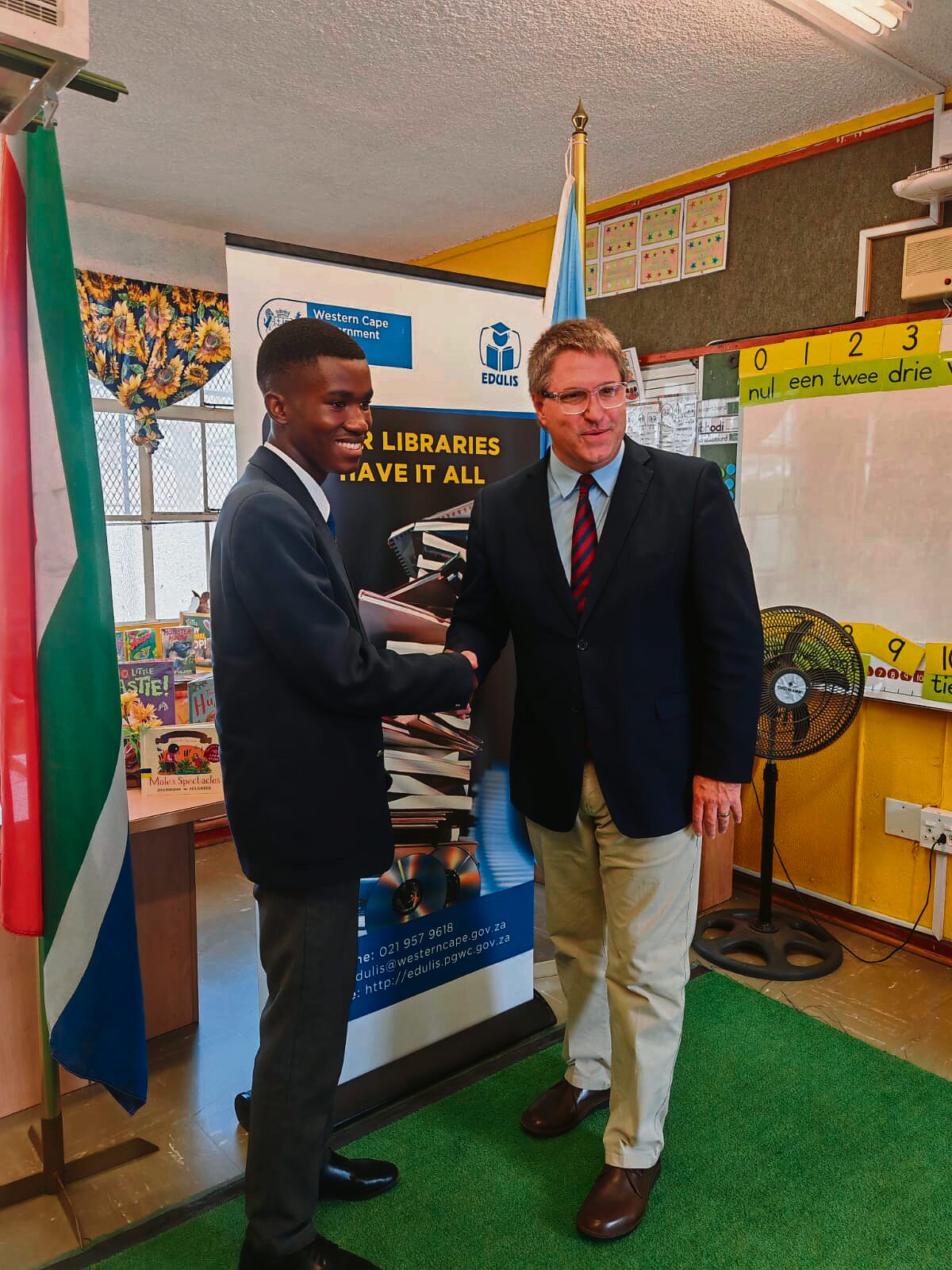 Head boy’s poetry skills win R35 000 library boost for Soneike High School