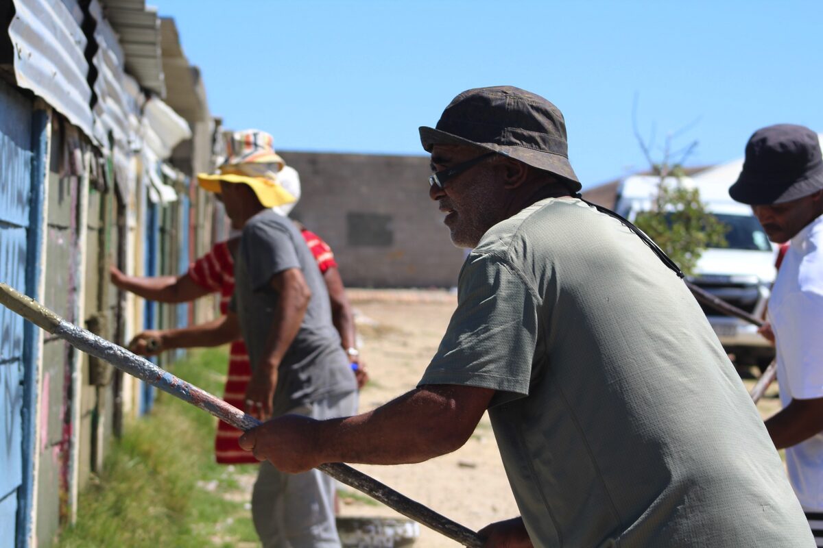 Tafelsig residents reclaim spaces by painting over gang graffiti