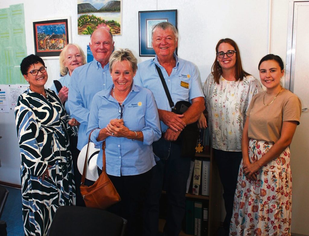 Here at the handover at Fisantekaal Primary School are (from left) Loretta Loggenberg (principal at Fisantekraal Primary School), Gail and John Yorke (Rotary Club of Tygerberg), Gillian and Willy Watson (Rotary Club of Tygerberg), Liezl Kramer (teacher) and Retha Luijk (teacher). Photo: Caroline Steenekamp