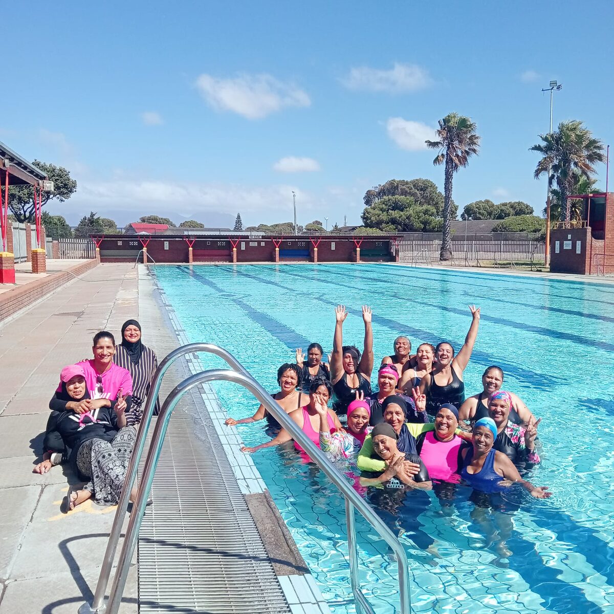 There's been a proposal for an indoor pool to be built at the Lentegeur public pool.