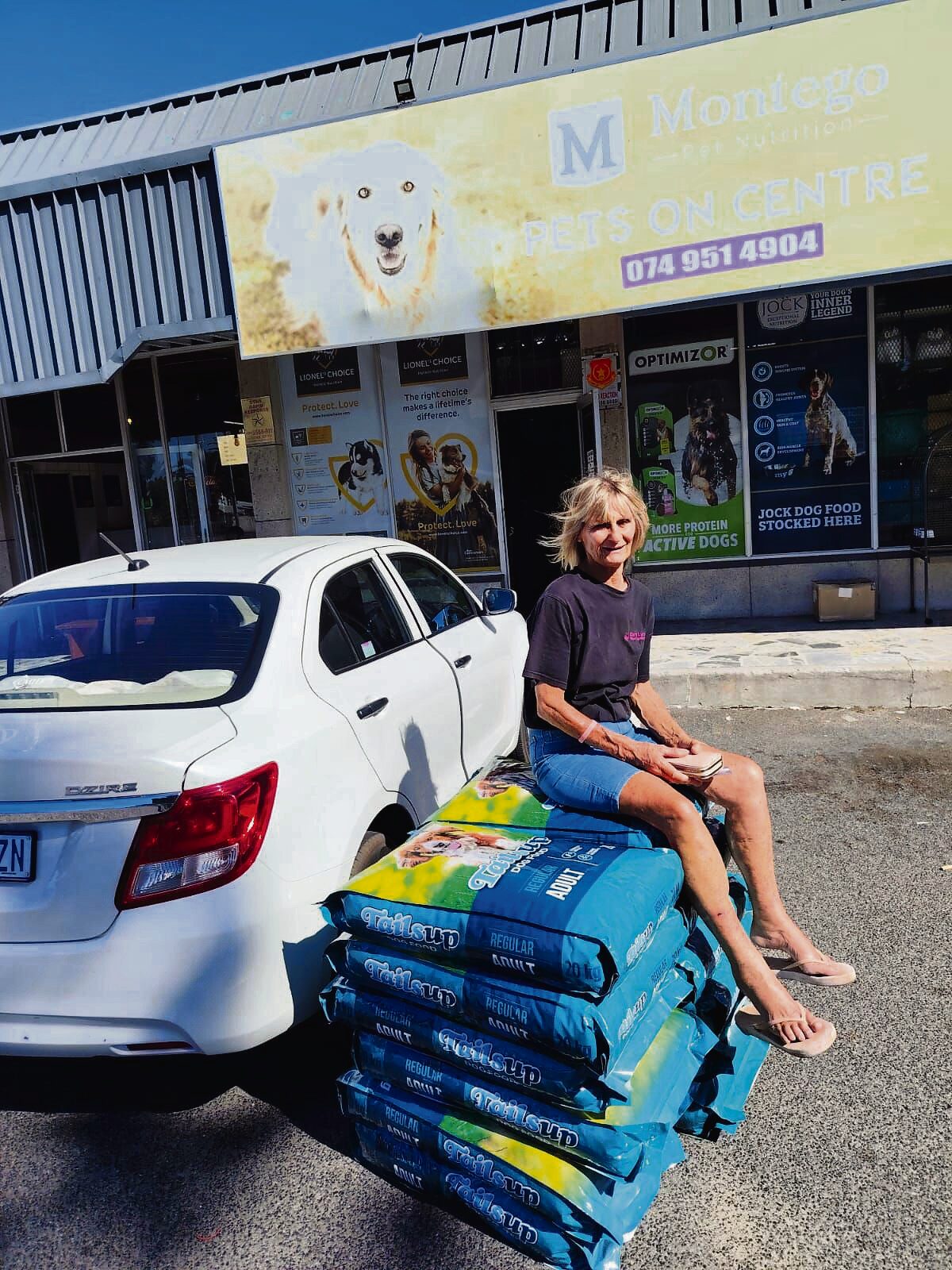
CRO founder Cheryl-Lyn Potgieter cares for hundreds of animals daily, providing love, food, and hope.