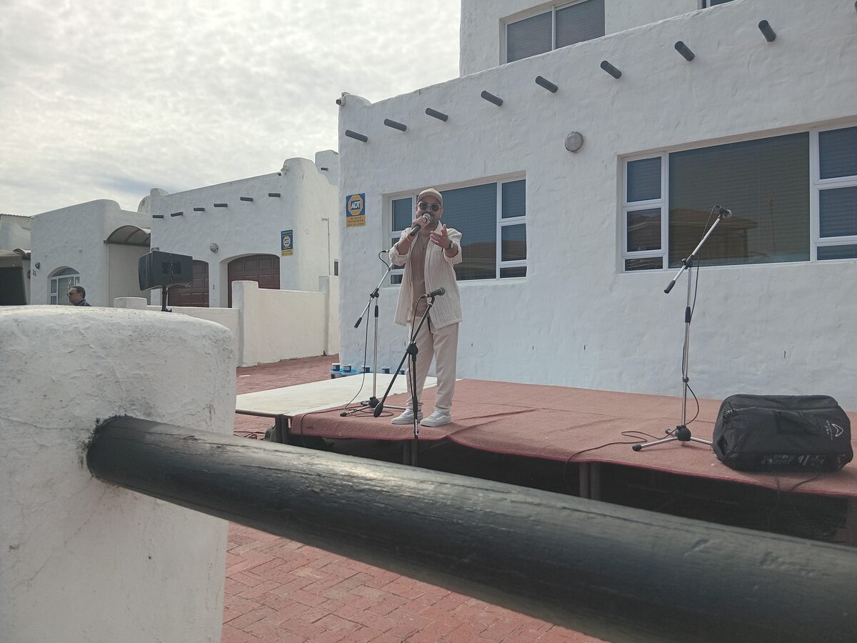 Saalim Ismail from Pelican Heights entertains the crowd with golden oldies.