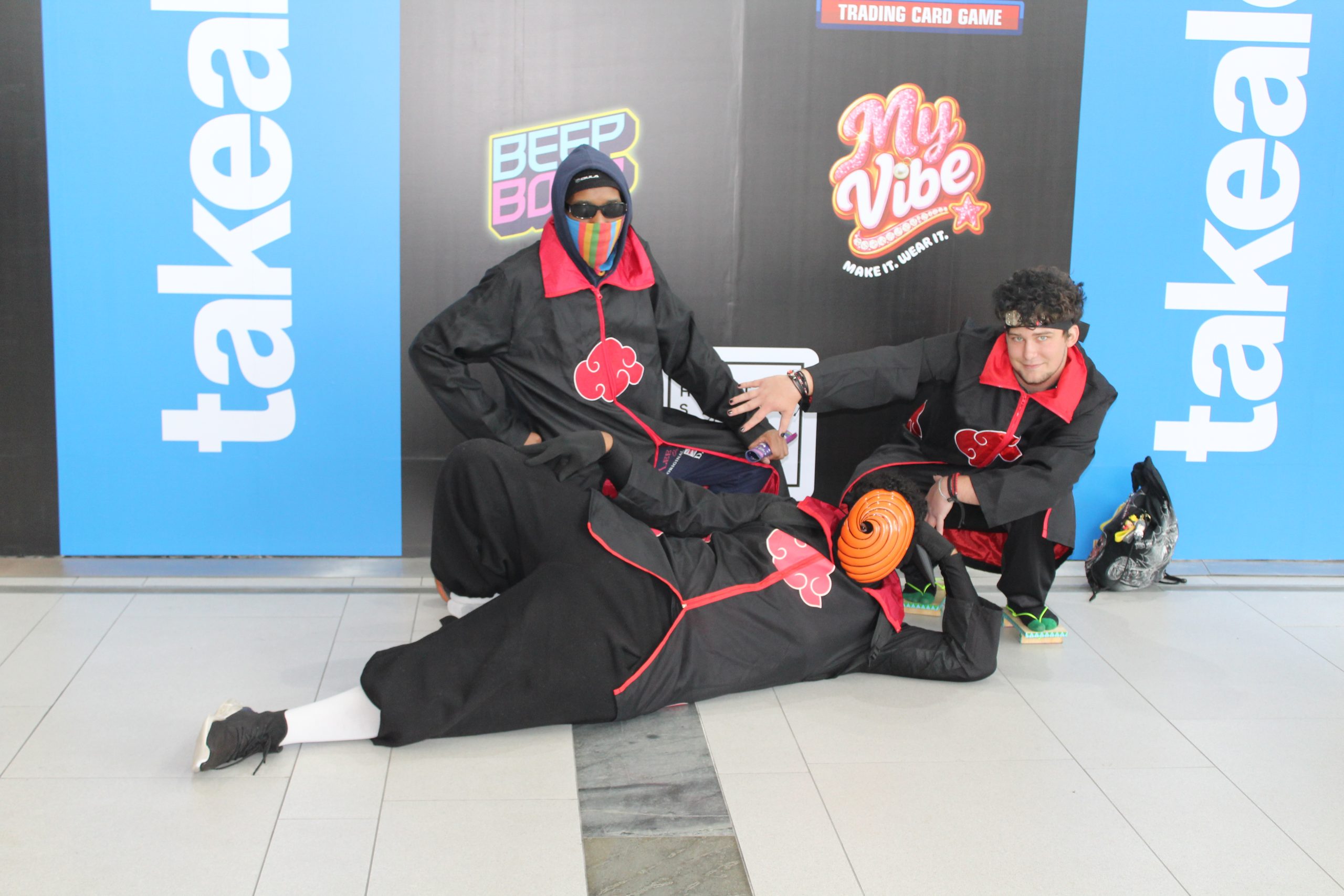 cosplayers