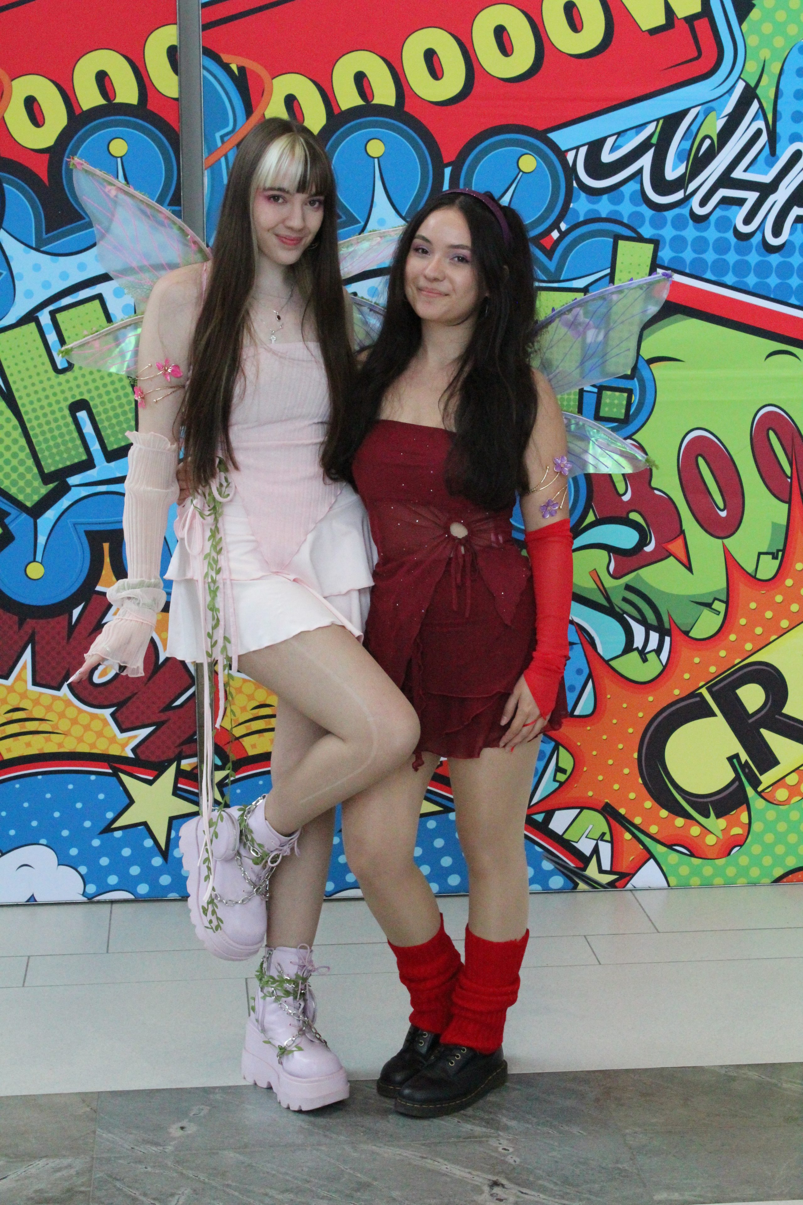 cosplayers