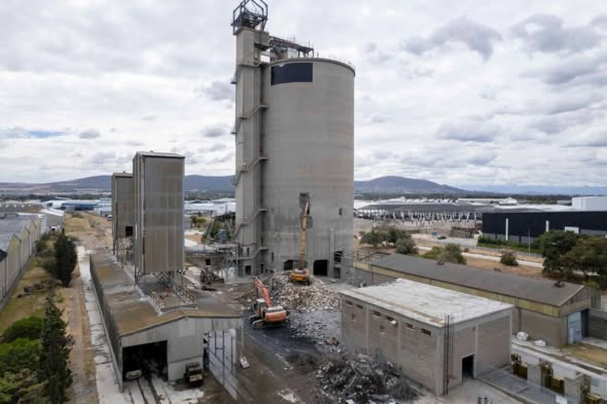 PPC cement tower site to become R578m logistics hub in Montague Gardens