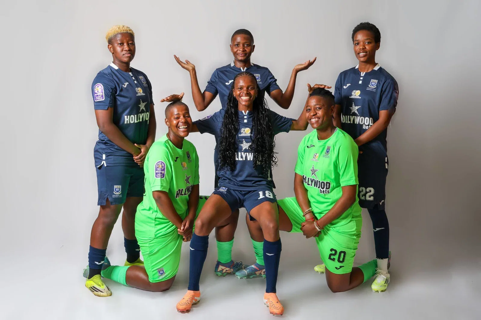 Sibulele Holweni, Litseoane Maloro, Lonathemba Mhlongo Front:Thandeka Ngcobo, Philisa Mjambane, Thandeka Ngcobo.