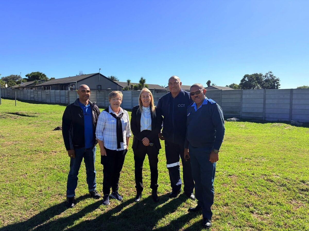 Collaboration between ward councillors and safety officers aims to address concerns along Parklands Main Road.