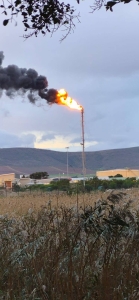 Community seeks answers after refinery flare and smell spread across areas
