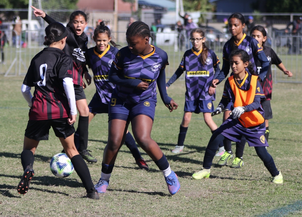U-12 Girls: Bellville A vs Wynberg St Johns Girls