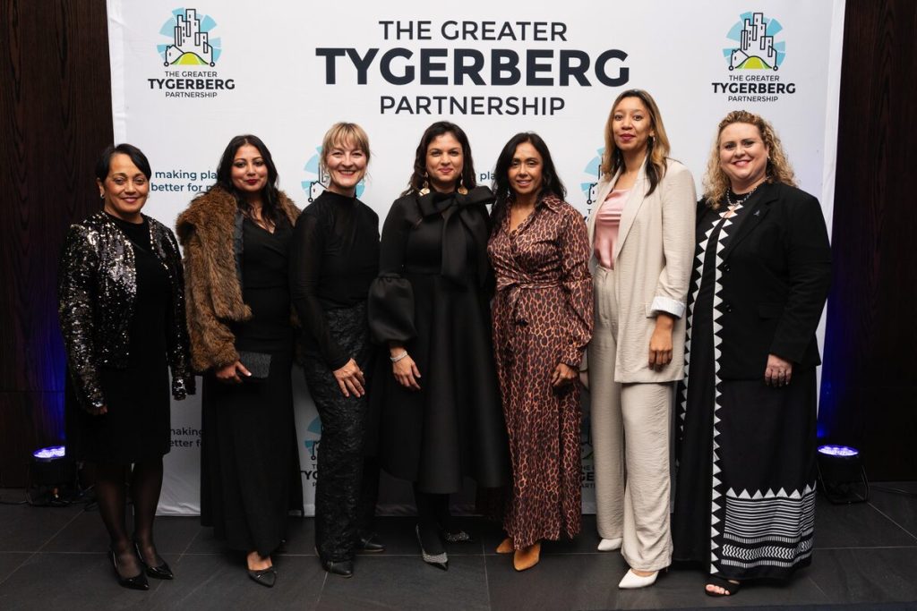 From left to right: Dr Shirley Zinn - NED and representative of the following boards: (MTN, WWF, Spur, Sanlam, The President Hotel, Chairperson at V&A Waterfront and Wesgro, Deputy Chair at Spar), Hema Jeavan Makan - Medi Clinic, Petro Myburgh - V&A Waterfront. Nasmera Buckus - COO at GTP, Ray-Ann Sedres - Sanlam Foundation, Portia Hammond - Sanlam Sky, Santel van Zyl - Metropolitan.
