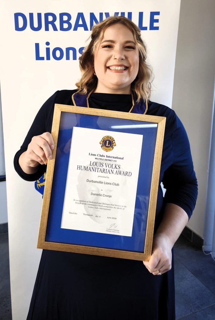 Danielle Cronje was awarded the Louis Volks Humanitarian Award for her work in the Durbanville community.
