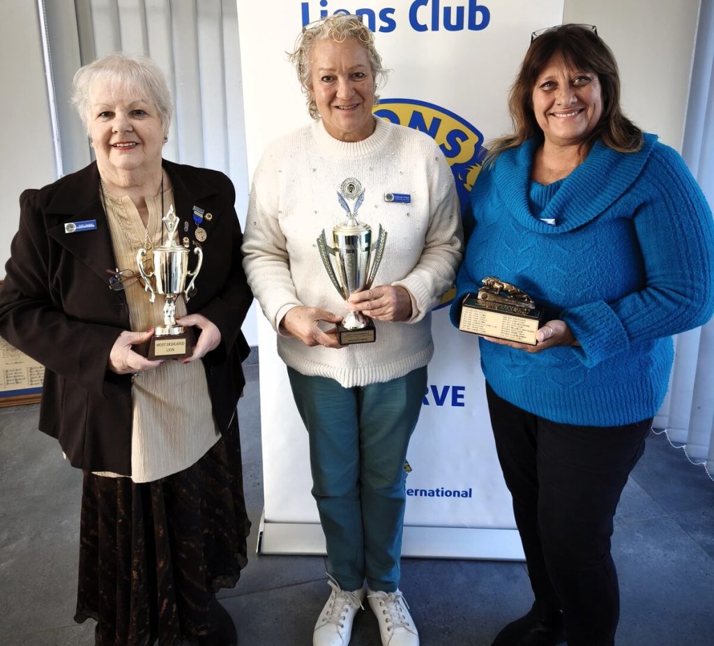 From left are Judy Young, Vanessa Velati and Anne Friedenthal.