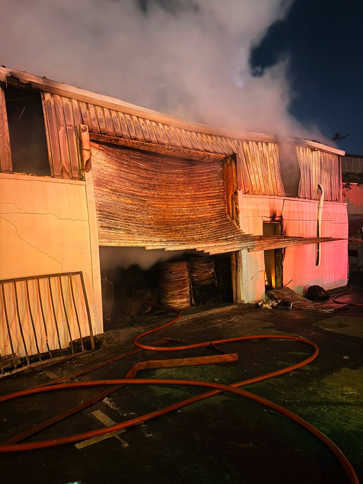 Smoke cover a factory during the overnight blaze in Bellville Industria.