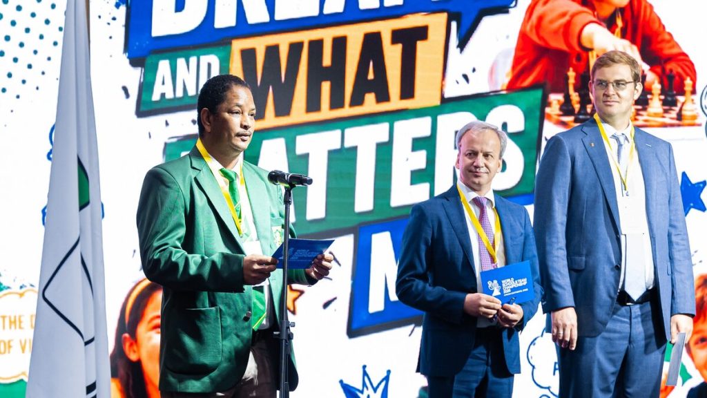 From left are Andre Lewaks , Arkady Dvorkovich and Timur Turlov.
