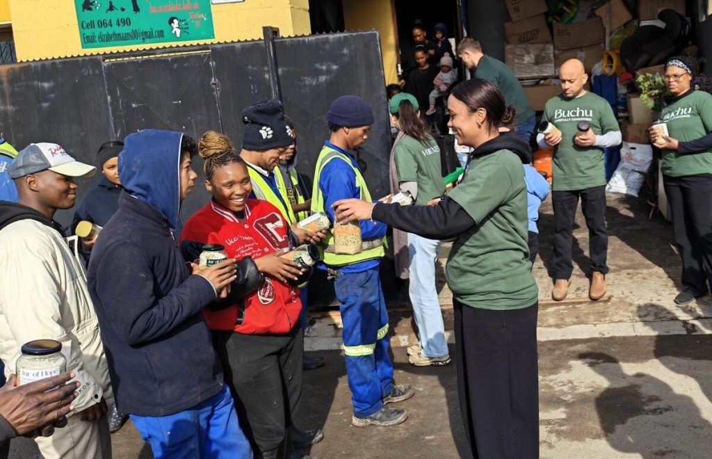 Jars of Hope were handed over to Lizzy’s Soup Kitchen in Fisantekraal. 