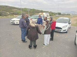 WATCH | Police unit meets with volunteers to pray the crime away