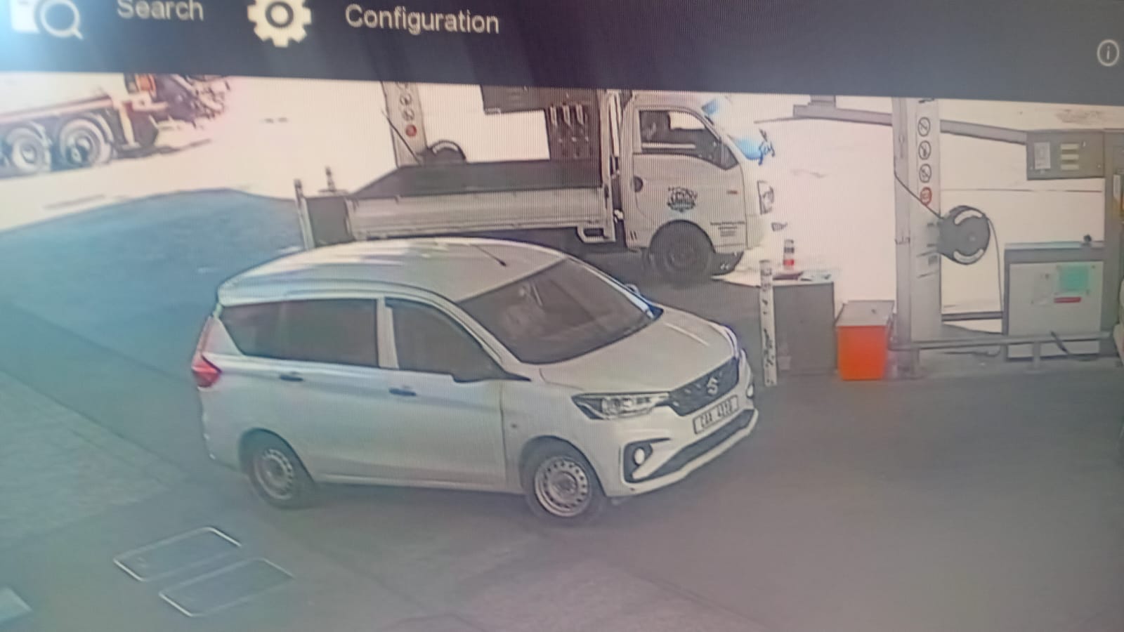 This Suzuki ordered petrol and sped off.