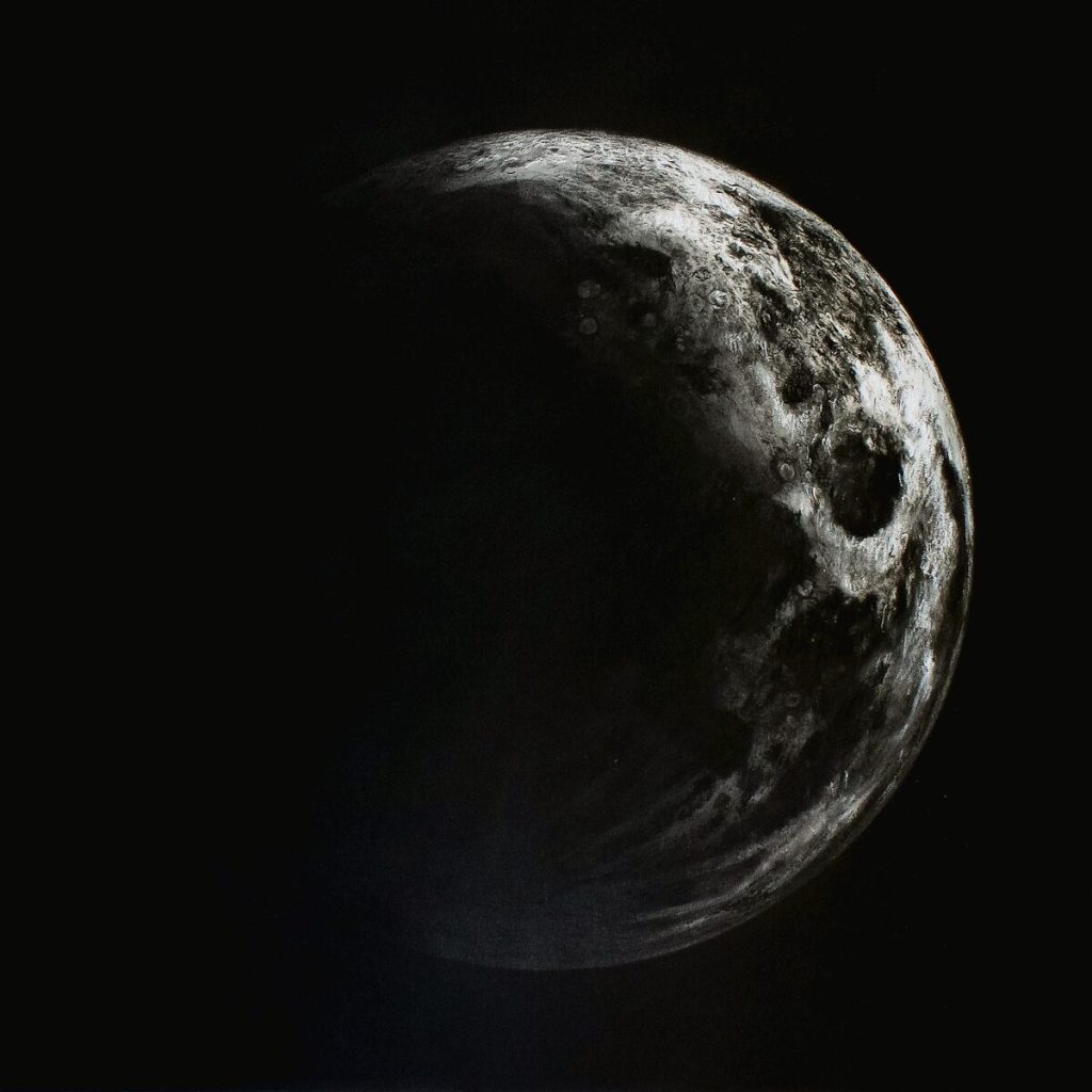 Kunswerk deur Henk Serfontein met die titel "Crescent Moon II" 