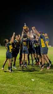 Milnerton kraai koning by jaarlikse Sarel Burger-sewesreeks