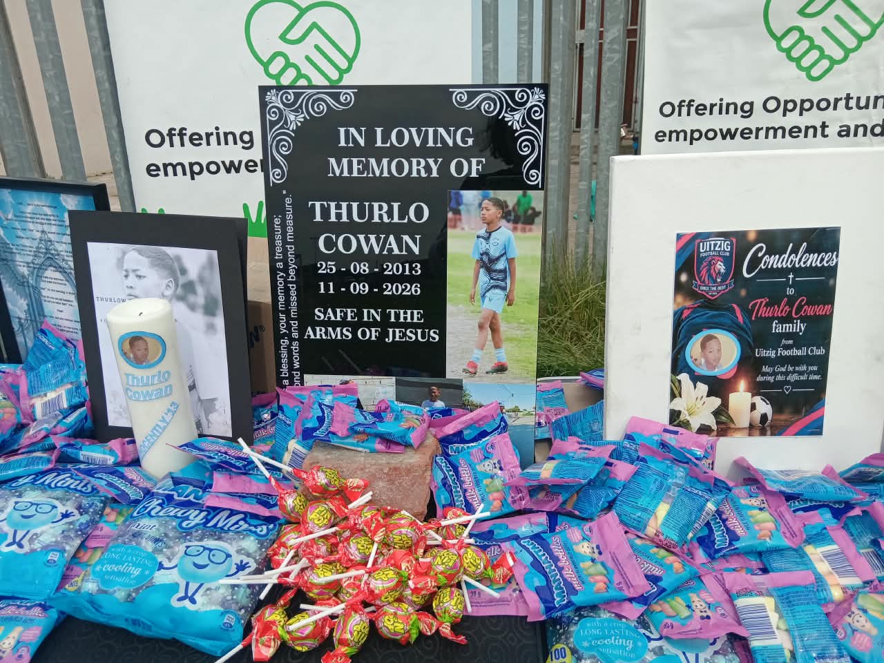 A football match was held in honour Thurlow Cowan, that was shot in Uitsig.