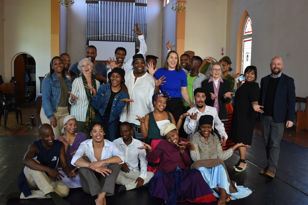 Higham on a visit to Sbondaba Dance.