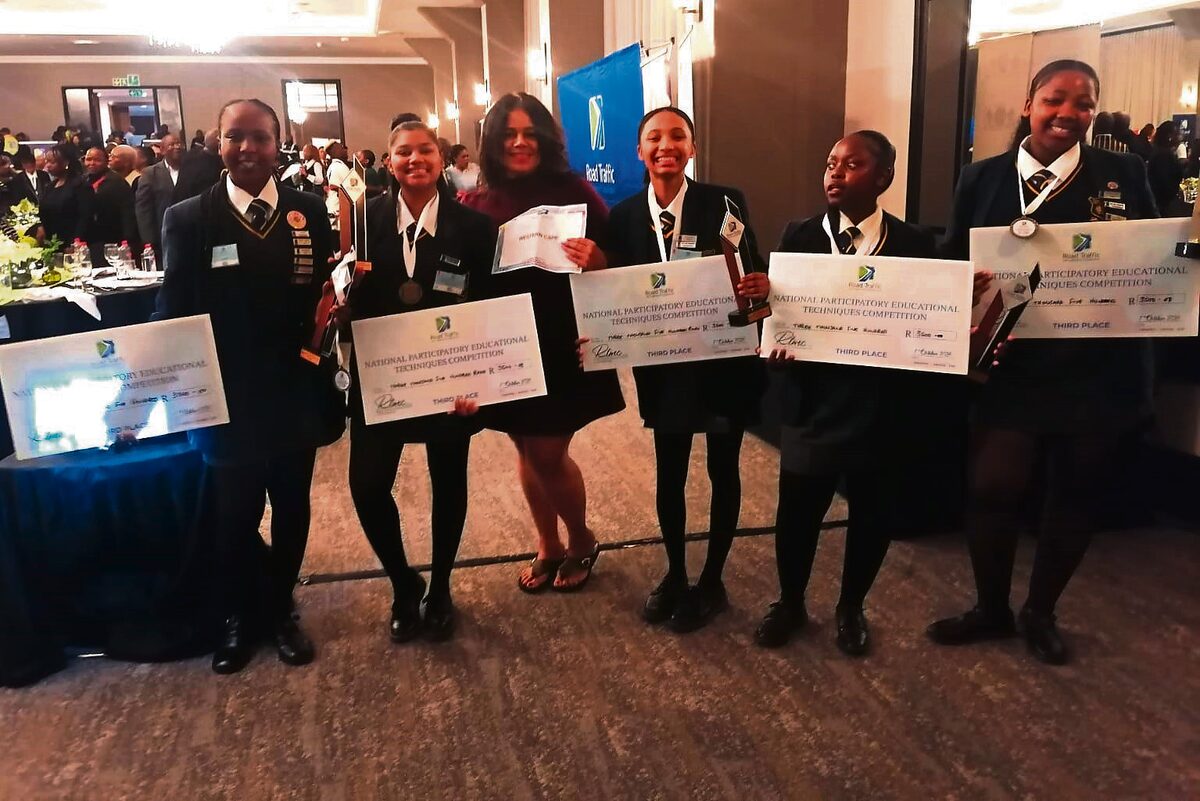 Soneike High's team that placed third nationally.