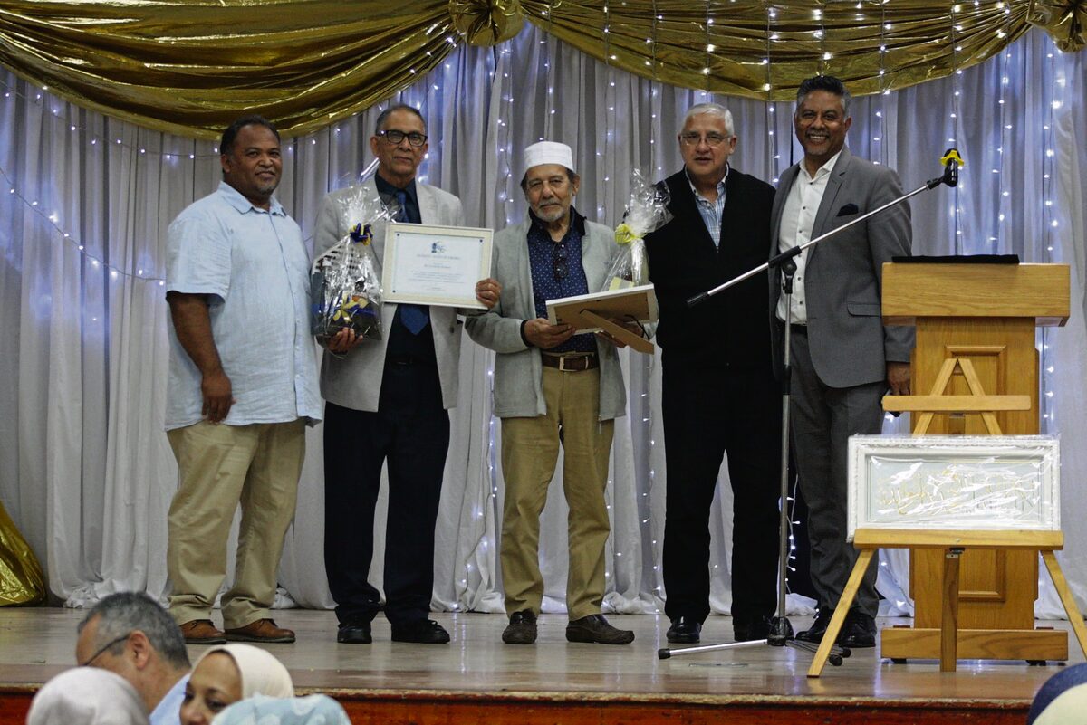 Sawant receiving the KIST Highest Honour Award.