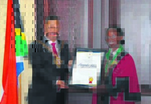 Mayor recognises Junior Mayor’s outstanding leadership
