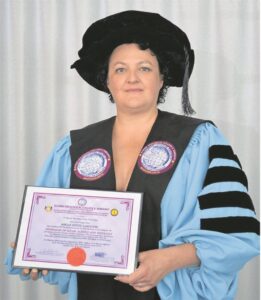 Double professorship for U’hage woman