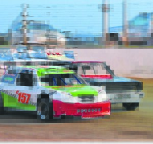 Race for Money oval track challenge