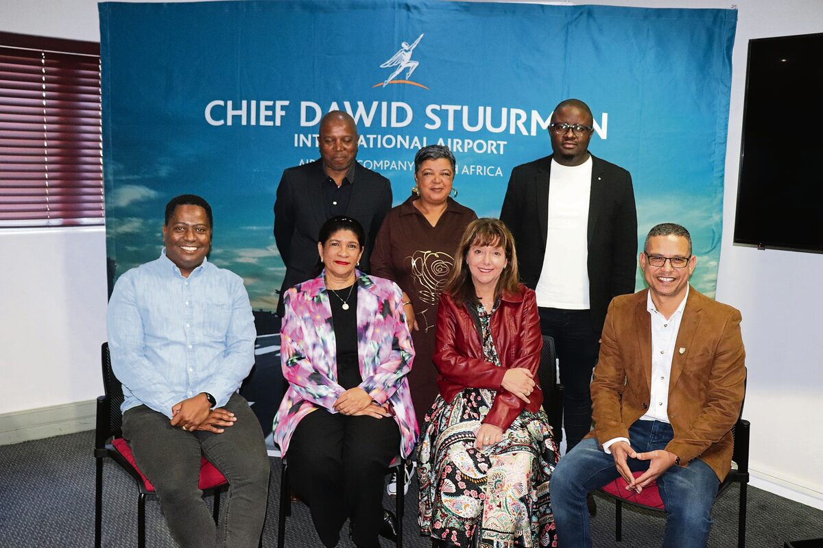 At the back from left are Solly Mbindela (MTN), Karen Snyman (Mandela University) and Lunga Mjodo (NMBBC). In front are Bulelani Veto (Specialist: Socio Economic Development and Transformation - ACSA), Claudia Daniels (Chief Dawid Stuurman Intentional Airport Manager), Denise van Huyssteen (NMBBC CEO), and Jonty Bouw (Head of Enterprise Banking – Standard Bank) at the official launch of the Chamber's Entrepreneur Programme.