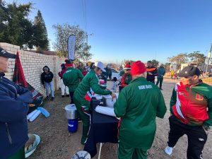 Gardens Rugby Club hosts soup kitchen for community