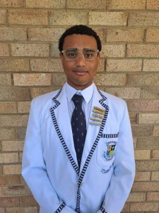 Matriculant awarded Honours blazer for academics