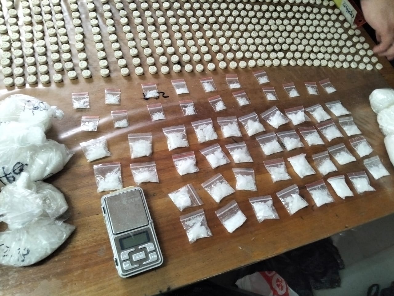 Two drug dealing suspects arrested in Kariega operation