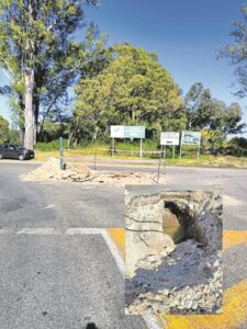 Sinkhole in intersection concerns