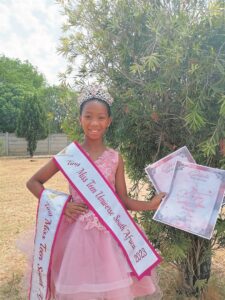 Young beauty chases dream