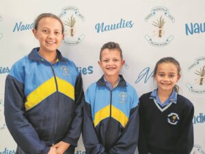 Praat ’n hond uit ’n bos