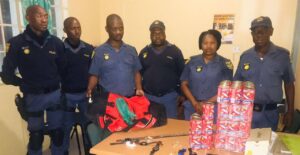 Suspects arrested for stealing groceries