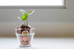 Learn to save money: Five easy ways